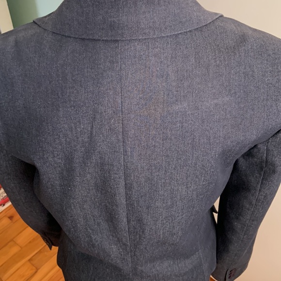 Blazer - Picture 4 of 7